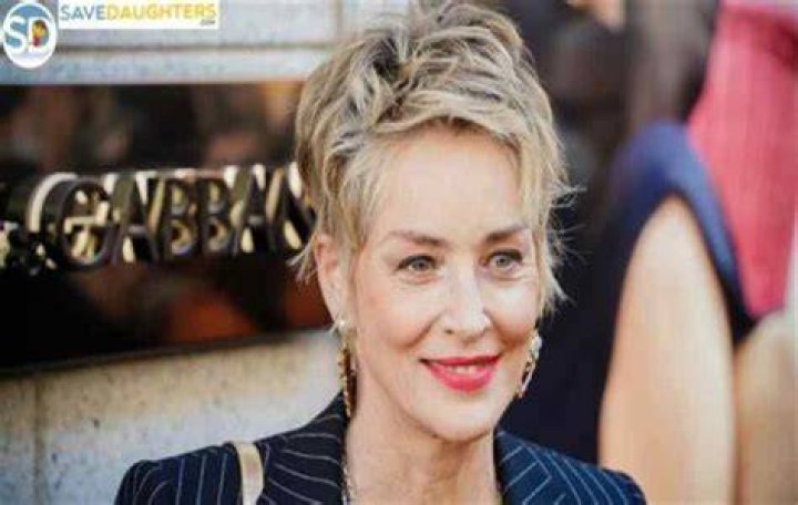 
Elle Walker Height, Weight, Net Worth, Age, Birthday, Wikipedia, Who, Instagram, Biography 