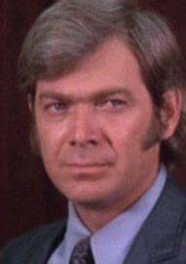 Where Is Tom Simcox Now? Actor Wikipedia and Family Facts You Didn’t Know